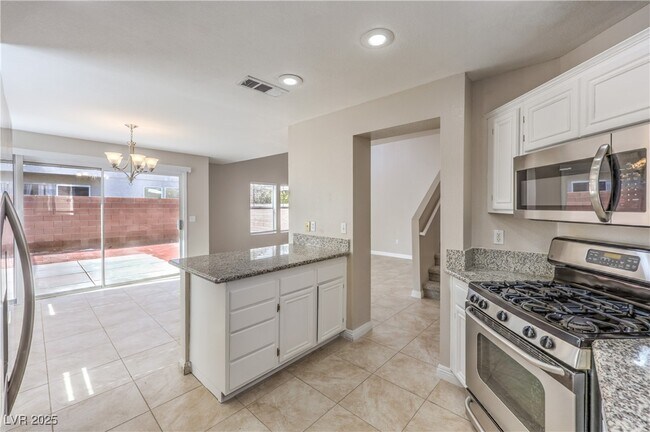 Building Photo - 1453 Rothwell Ct