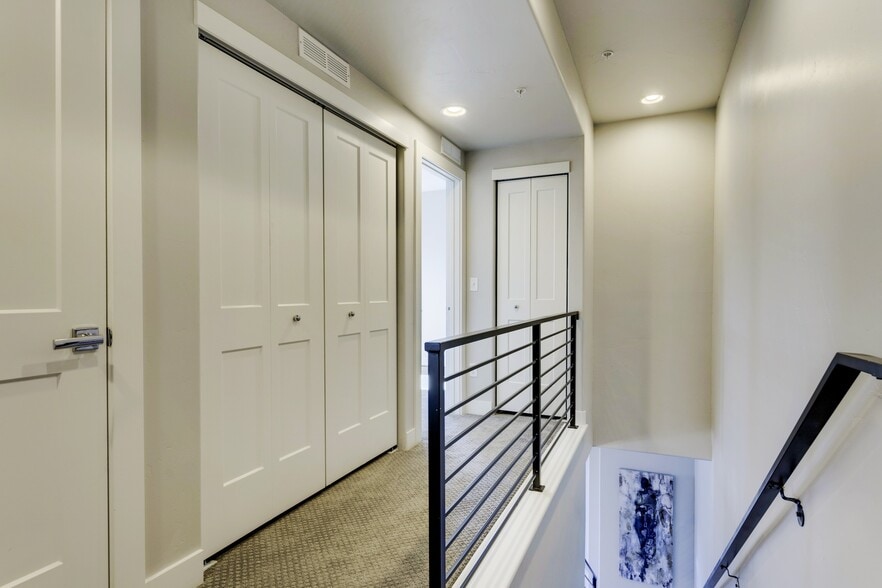 Building Photo - 4431 Tennyson St