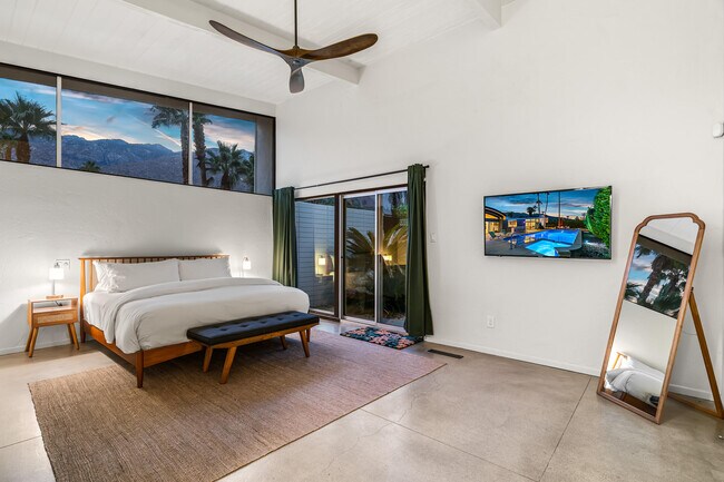 Building Photo - 1986 Yucca Pl