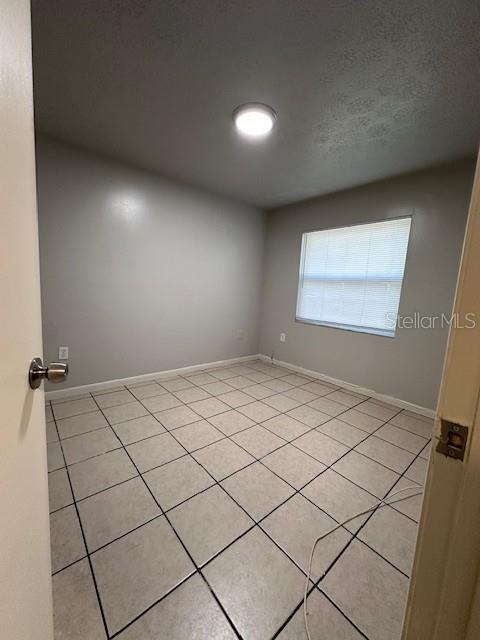 Building Photo - 10407 N Jasmine Ave