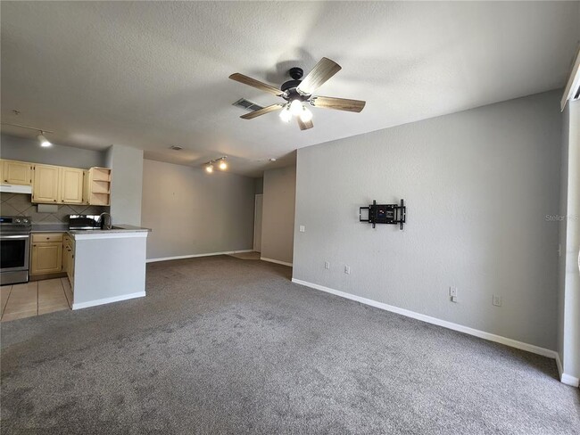 Building Photo - 1325 Lake Shadow Cir