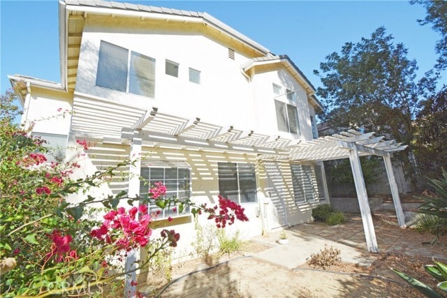 Building Photo - 1528 Rancho Hills Dr