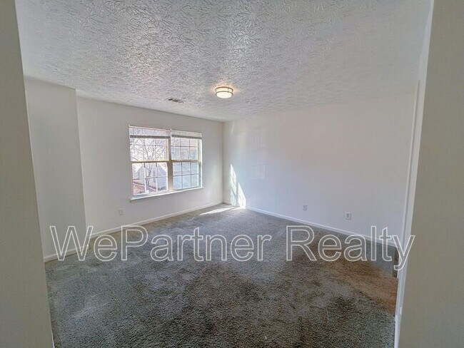 Building Photo - 4222 High Park Ln