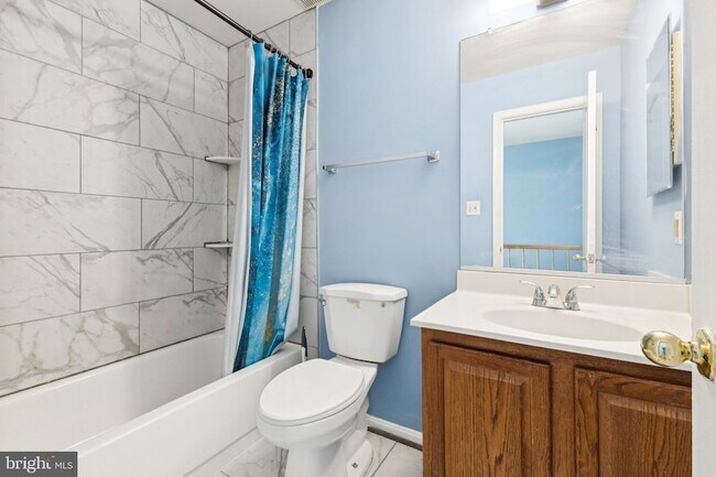 Building Photo - 2740 Brier Pond Cir