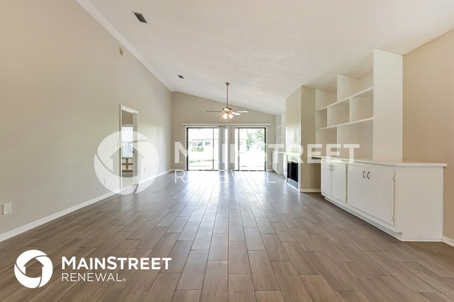 Building Photo - 969 Belleflower Dr