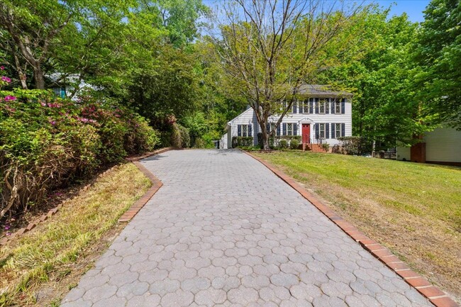 Building Photo - Beautiful 3 Bedroom Home in North Chesterf...