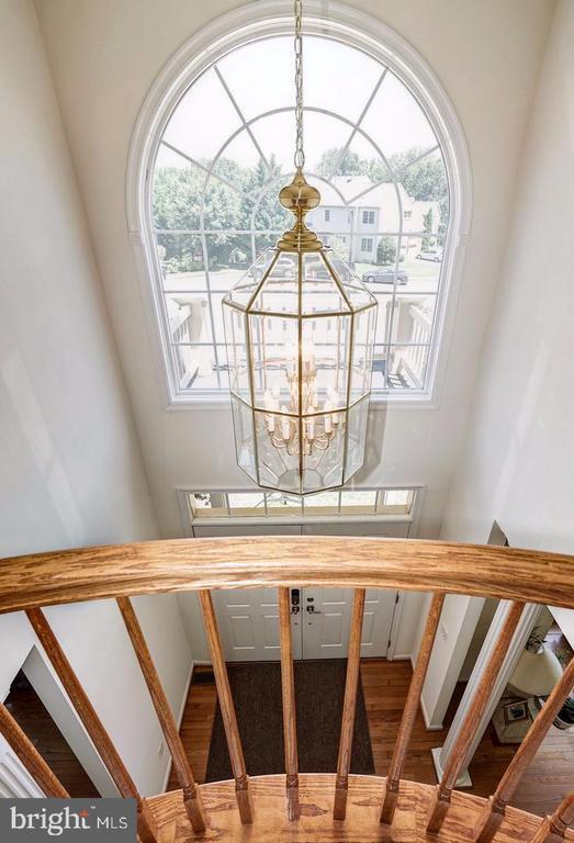 Building Photo - 6355 Highgrove Park Ct