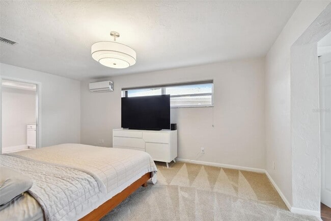 Building Photo - 4328 40th St S