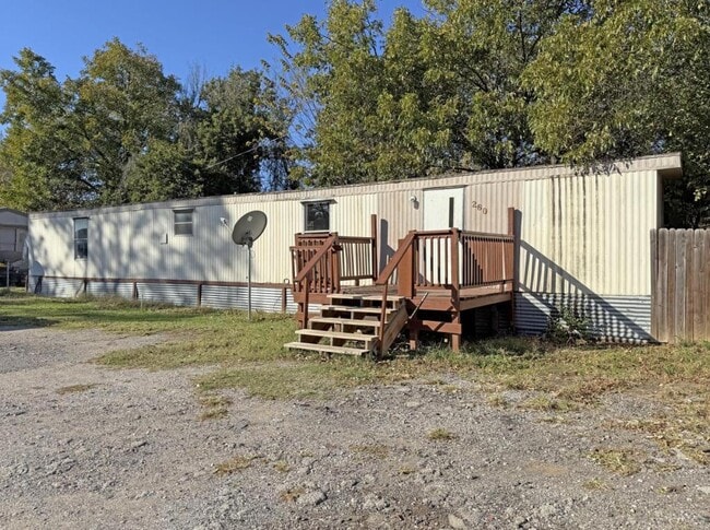 Primary Photo - 260 Ponderosa Ln