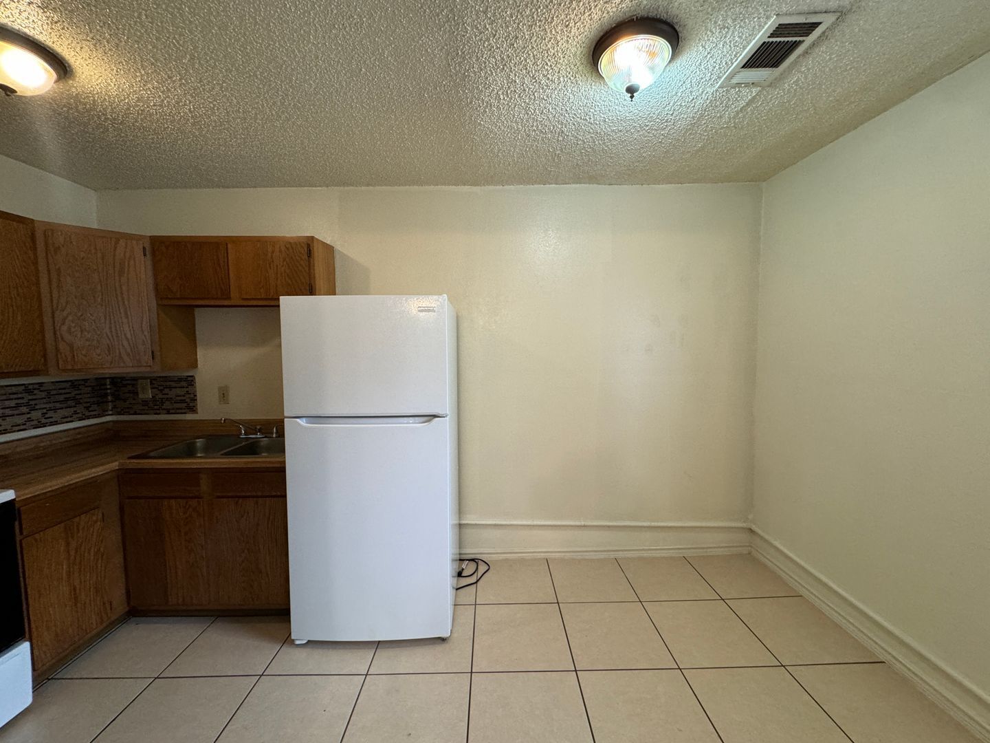 Building Photo - 1301 Franz Dr