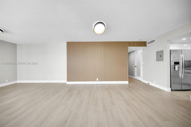 Building Photo - 6767 Collins Ave