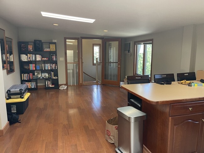 Building Photo - 576 Marrett Rd