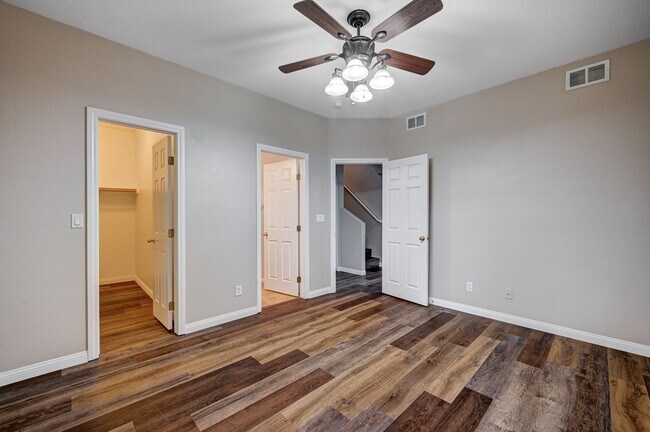 Building Photo - Three Bedroom Home in Spring Mountain Ranch