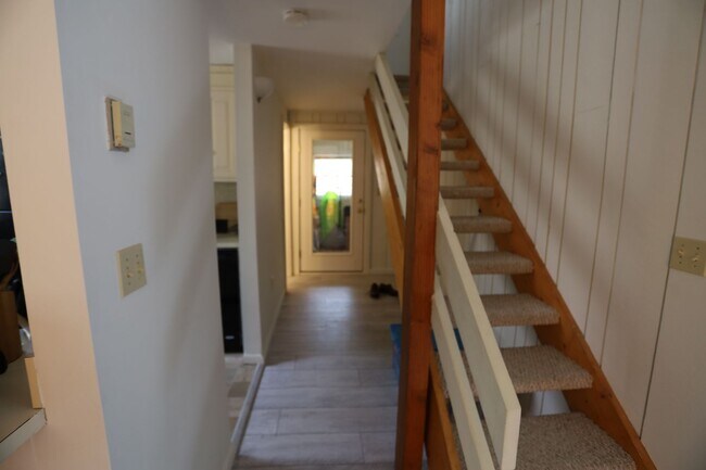 Building Photo - Seasonal 6 Month Lease Available | $1,700.00/ month home in Campton, NH!