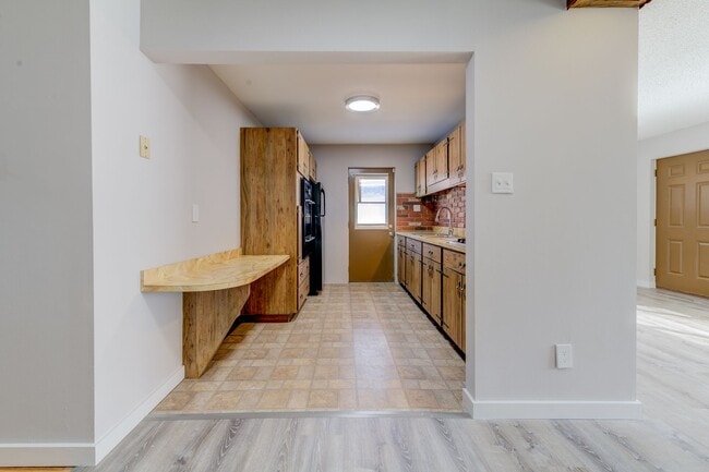 Building Photo - 3937 Jane Ave