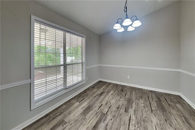 Building Photo - 4018 River Rock Way