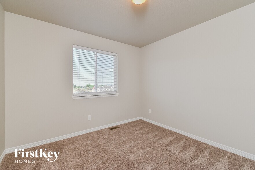 Building Photo - 5307 Pabst Dr