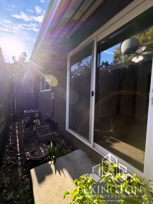 Building Photo - Stunning, 2BD/1BA, Condo home in The Villaggio Community, near Madison Ave.!