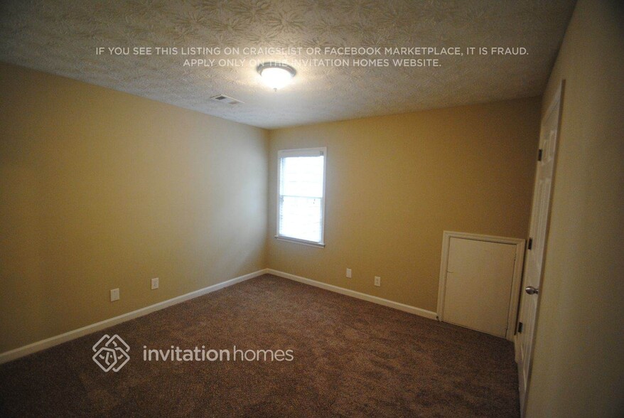 Building Photo - 100 Parkcreek Ct