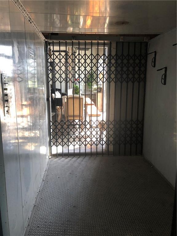 Building Photo - 111 S Main St