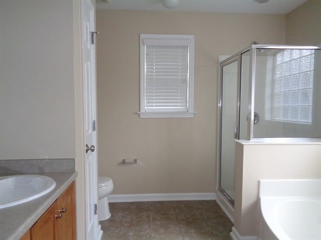 Building Photo - 100 Pearson Pl