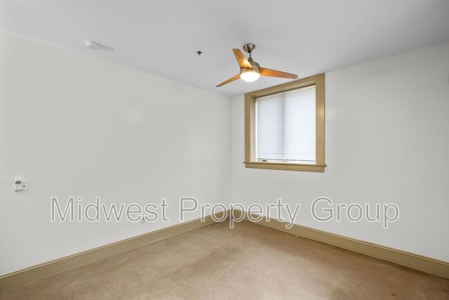Building Photo - 4244 Chouteau Ave