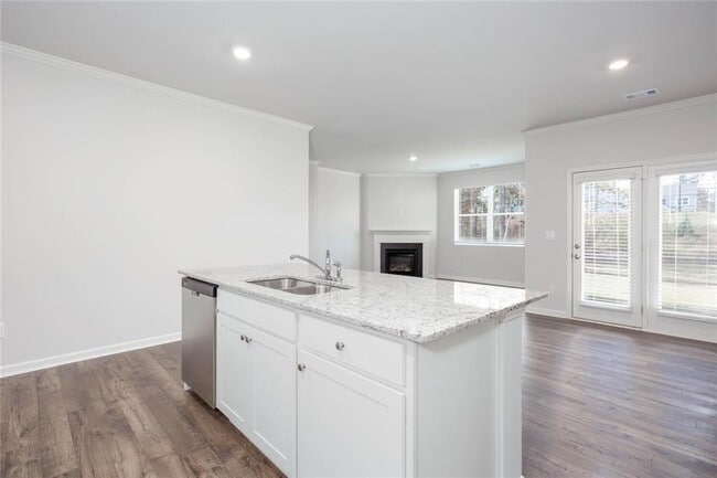 Building Photo - 65 Grv Spgs Ct