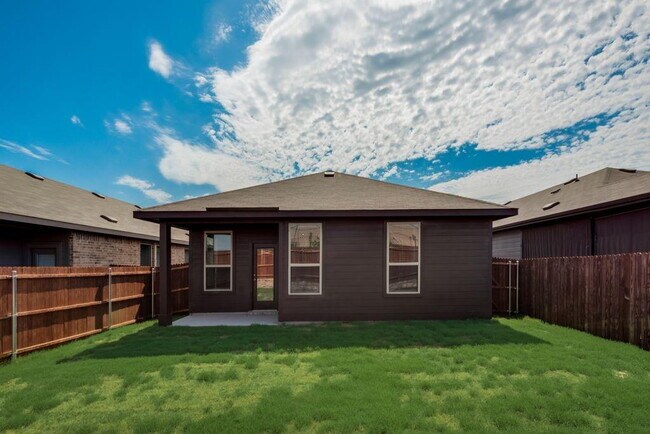 Building Photo - 1002 Pecos St