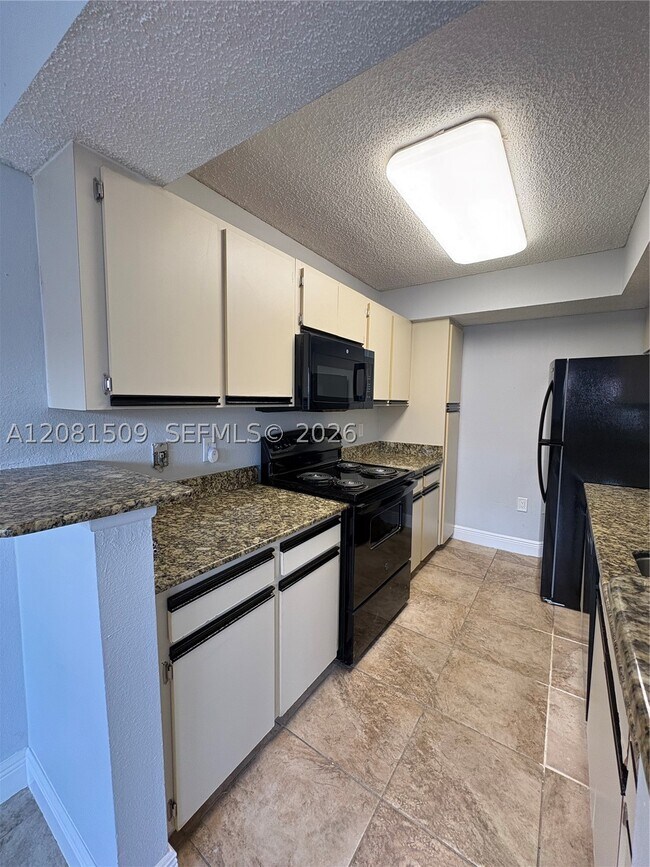 Building Photo - 10501 SW 155th Ct
