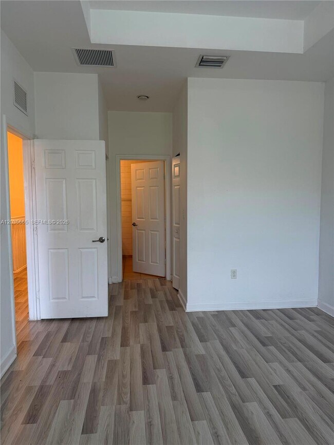 Building Photo - 3467 W 89th Terrace
