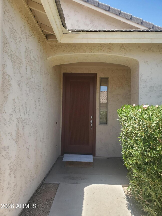 Building Photo - 2430 E Darrel Rd
