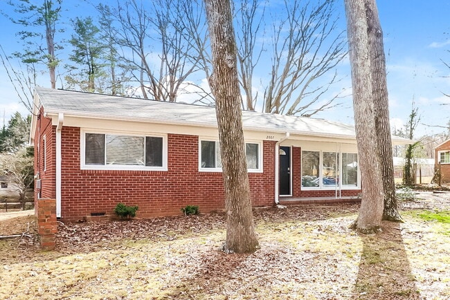 Building Photo - 2007 Garland Ave