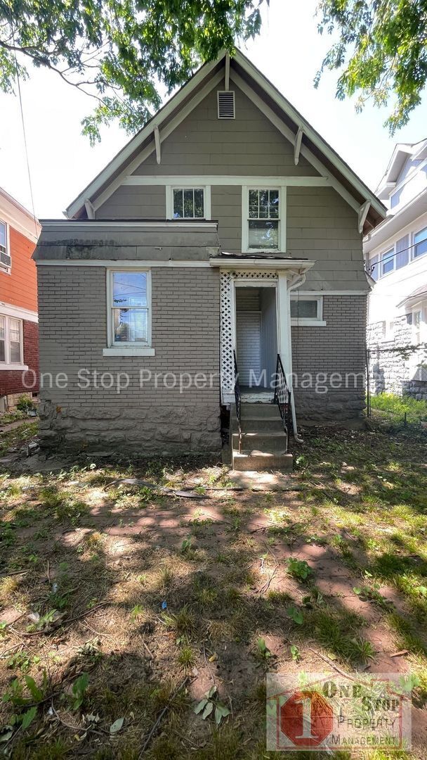 Building Photo - 3 Bedroom, 1 Bathroom House in Kansas City...
