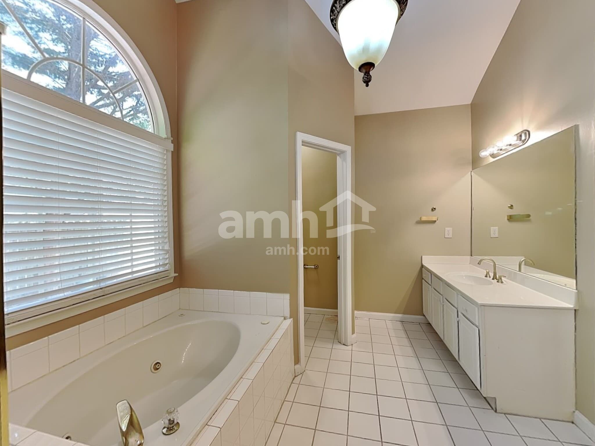 Building Photo - 1649 Stillwater Park Ct