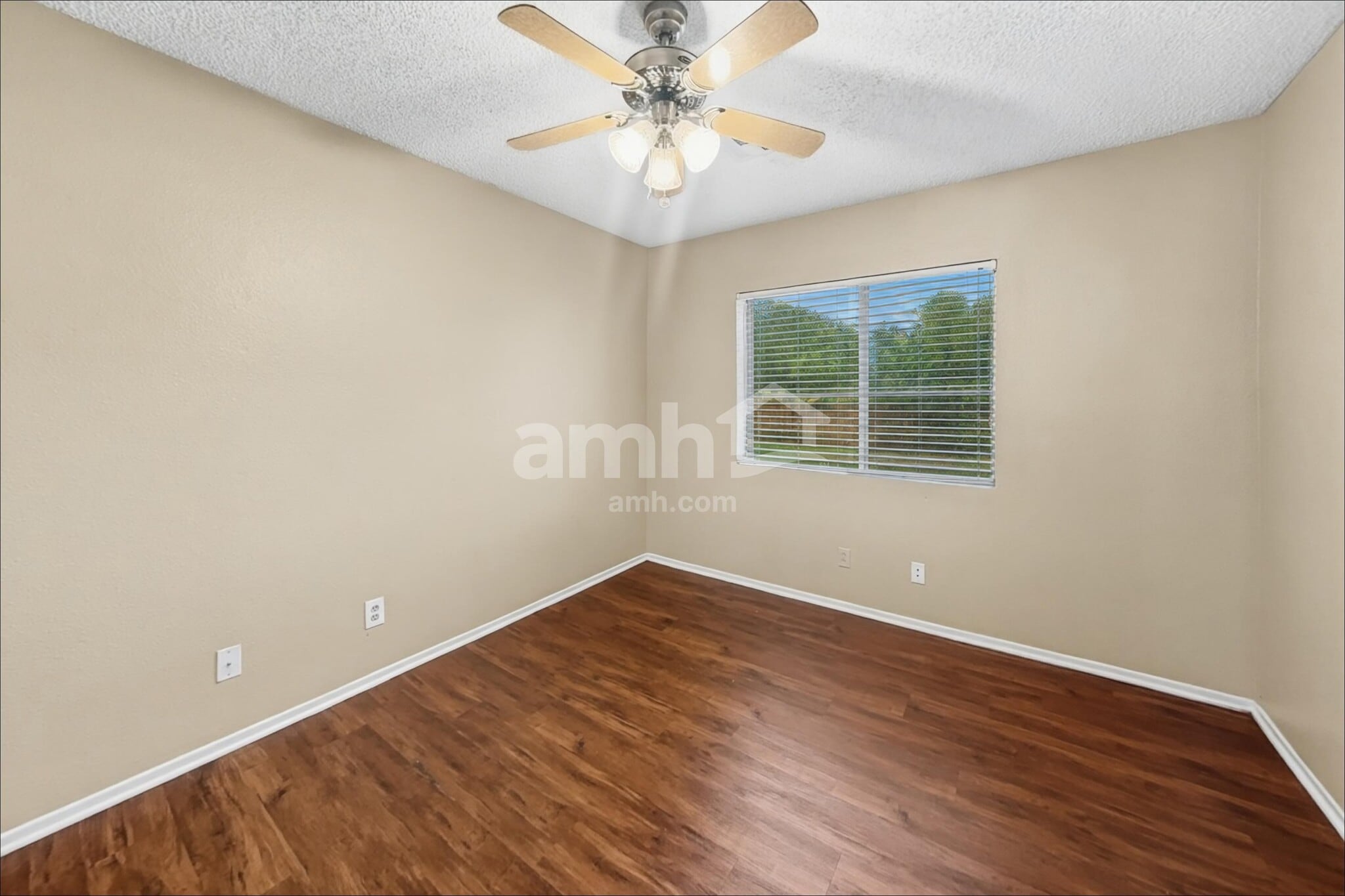 Building Photo - 1474 Lodgepole Dr