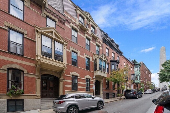 Building Photo - 54 Monument Ave