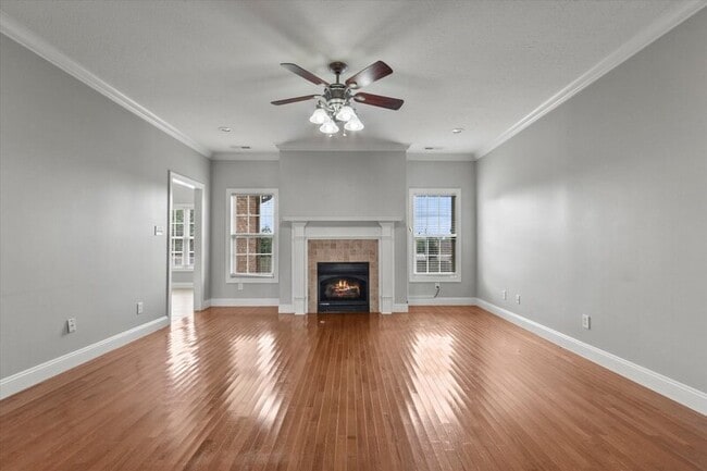Building Photo - 25756 Iron Gate Dr