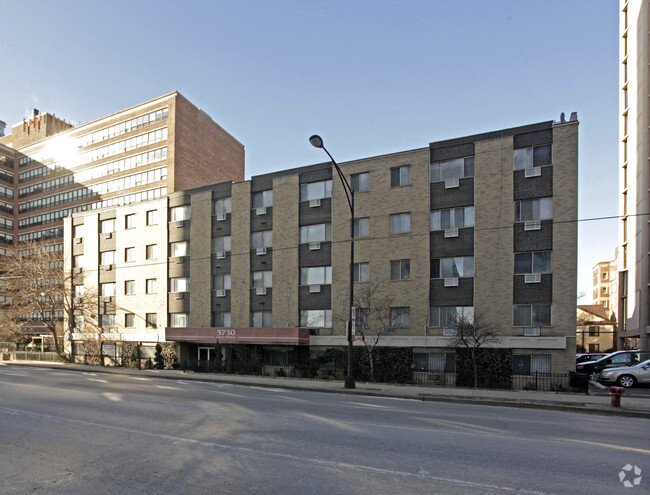 Building Photo - 5730 North Sheridan