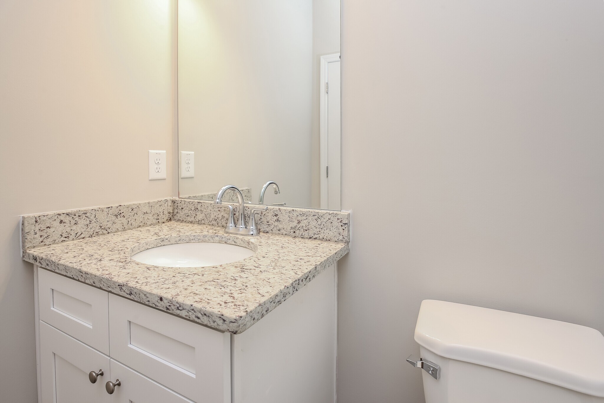 Building Photo - 216 Riley Cir