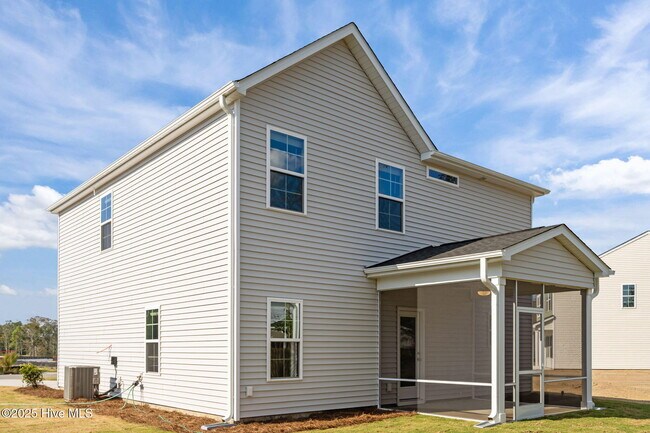 Building Photo - 186 Citadel Dr
