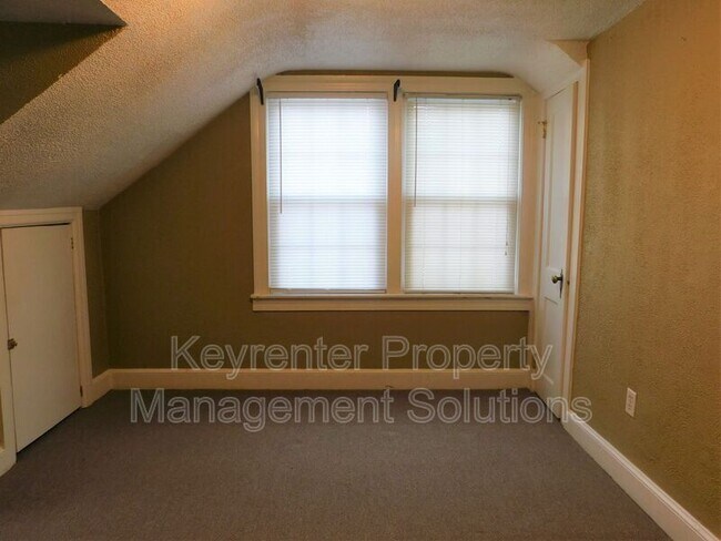 Building Photo - 811 E Beverley St