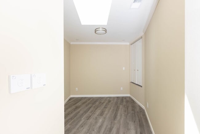 Building Photo - OPEN HOUSE: Tuesday (7/8)  6:00pm-6:30pm. ...