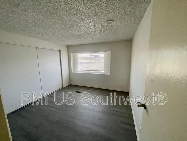 Building Photo - 1410 Mohave Cir