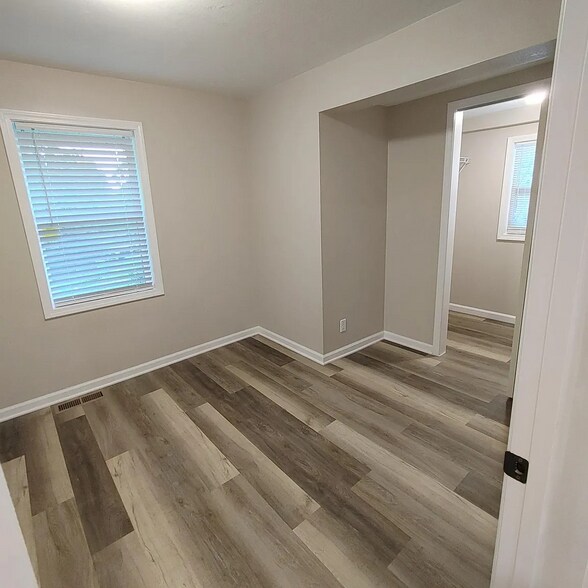 One of two bedrooms upstairs - 96 Ponder St