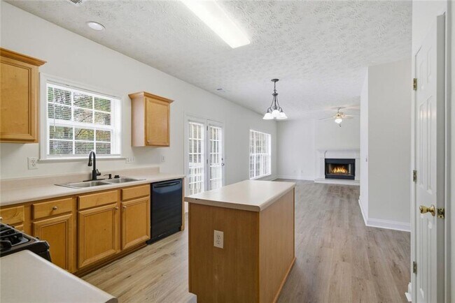 Building Photo - 2254 Caneridge Trail SW