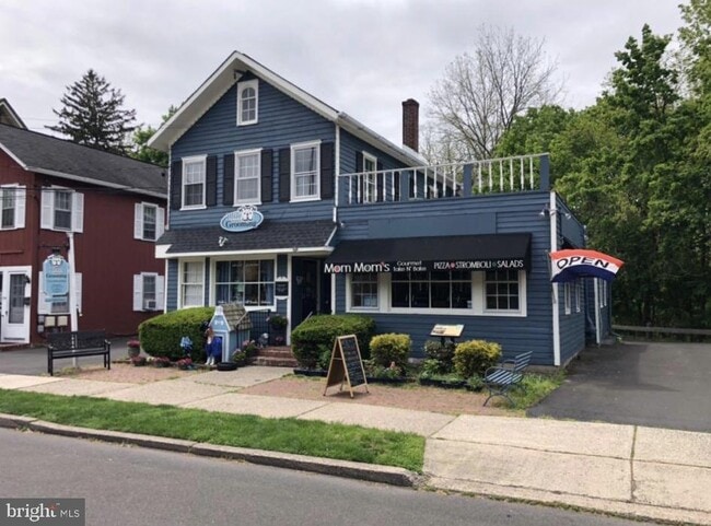 Primary Photo - 156 N State St