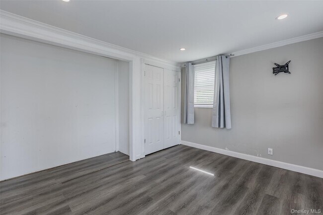 Building Photo - 97 Rosewood Rd