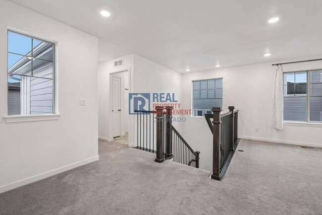 Building Photo - 8396 Bijou Crk Ave