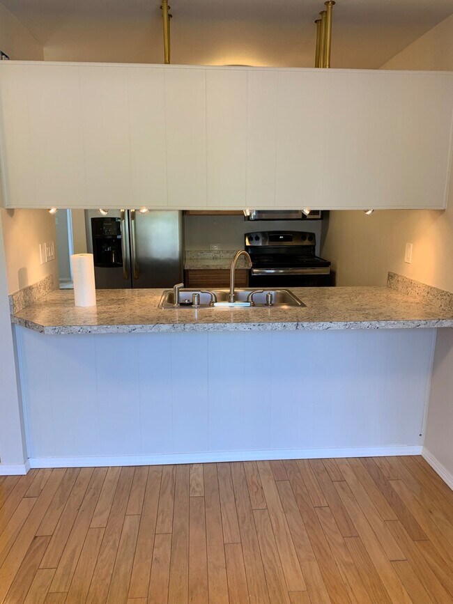 Building Photo - LakeView, Mount lake terrace - 2 bed 1.5 b...