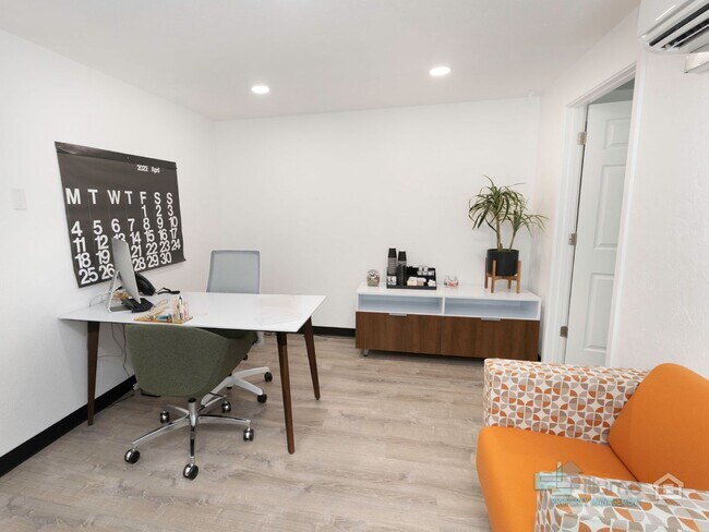 Building Photo - CUPID’S CONCESSION, 4-WEEKS RENT FREE!